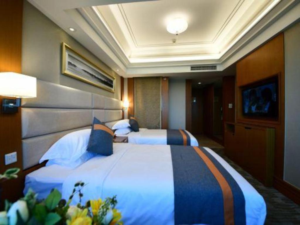 Golden Sea View Hotel Haikou ไหโขว่ ภายนอก รูปภาพ
